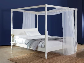 Four Poster Country Bed